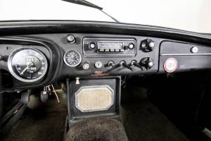 Afbeelding 31/50 van MG MGB GT (1968)