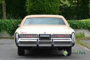 Immagine 4/50 di Buick Electra 225 Hardtop (1976)
