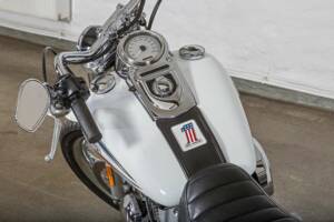 Image 18/31 of Harley-Davidson DUMMY (2005)