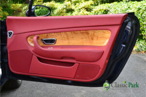 Bild 24/50 von Bentley Continental GTC (2007)