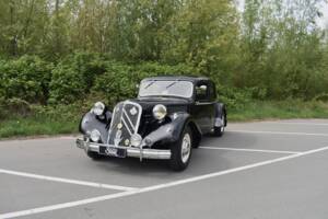 Image 3/57 de Citroën Traction Avant 15/6 (1950)