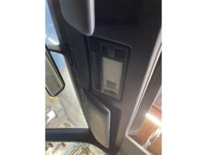 Bild 39/50 von Mercedes-Benz 300 E (1986)