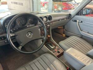 Bild 11/21 von Mercedes-Benz 380 SL (1984)