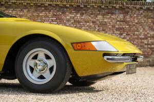 Obraz 39/50 pojazdu Ferrari 365 GTB/4 Daytona (1971)