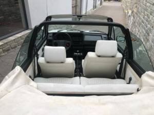 Immagine 18/22 di Volkswagen Golf Mk I Convertible 1.8 (1989)