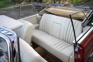 Afbeelding 11/14 van Mercedes-Benz 220 SE b (1963)
