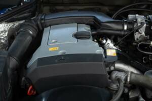 Bild 55/79 von Mercedes-Benz 200 CE (1993)