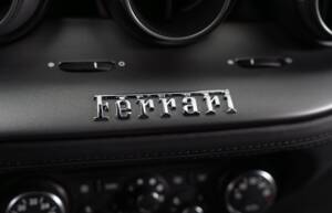 Imagen 35/40 de Ferrari F12berlinetta (2014)