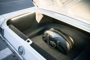 Image 32/53 of Ford Mustang 200 (1966)