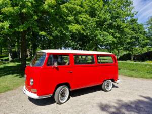 Bild 3/24 von Volkswagen T2a minibus (1968)