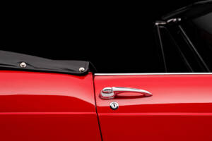 Image 15/28 of Ferrari 275 GTS (1965)