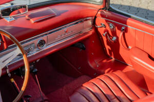 Image 38/43 of Mercedes-Benz 300 SL Roadster (1958)