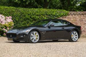 Image 45/50 of Maserati GranTurismo S (2008)
