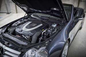 Image 86/99 de Mercedes-Benz SL 550 (2007)