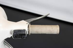 Immagine 44/50 di Piaggio Vespa 50 SS (1966)