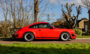 Bild 2/50 von Porsche 911 Carrera 3.2 (1989)
