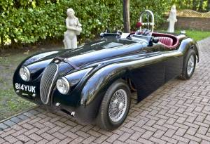 Image 2/29 de Jaguar XK 120 OTS (1950)