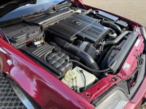 Image 17/34 de Mercedes-Benz 500 SL (1993)