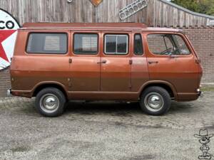 Image 3/50 of Chevrolet G-10 Van (1965)