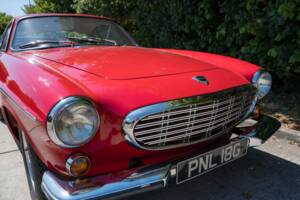Image 16/50 of Volvo 1800 S (1968)