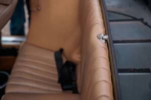 Image 45/50 of Mercedes-Benz 420 SL (1988)