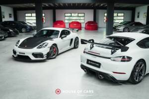 Image 1/25 of Porsche 718 Cayman GT4 RS Weissach (2022)