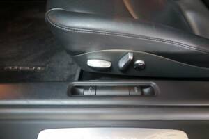 Image 14/50 of Porsche 911 Carrera 4S (2011)