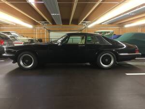 Image 7/24 de Jaguar XJ-S H.E. (1985)