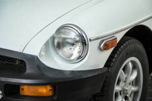 Bild 22/50 von MG MGB (1977)