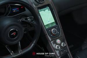 Immagine 19/25 di McLaren 650S Spider (2015)