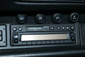 Image 22/50 de Porsche 911 Carrera 4S (1996)