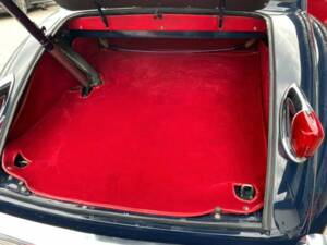 Image 16/18 of Jaguar XK 150 3.4 S FHC (1961)