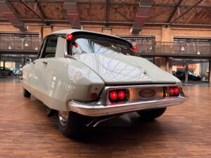 Immagine 15/43 di Citroën ID 19 (1958)