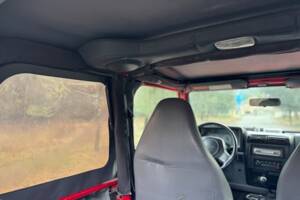 Image 29/31 of Jeep Wrangler Sport 2.5 (1996)