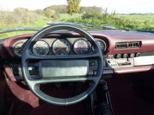 Porsche 911 Carrera 3.2 Targa (1985)