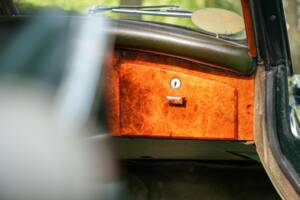 Image 45/50 of Jaguar XK 120 DHC (1953)