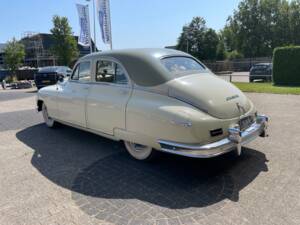 Image 7/46 of Packard Deluxe Eight Club Sedan (1949)