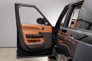 Bild 14/34 von Land Rover Range Rover Autobiography SDV8 (2015)