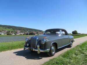 Image 5/25 of Mercedes-Benz 220 S Cabriolet (1957)
