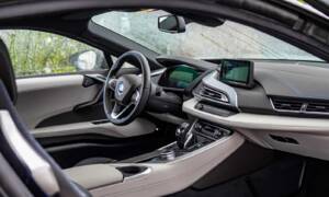 Image 2/12 of BMW i8 Coupé (2015)