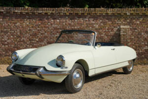 Image 1/50 of Citroën ID 19 Usine (1963)
