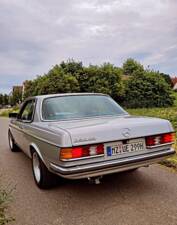 Image 3/6 of Mercedes-Benz 230 C (1978)
