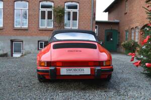 Bild 6/15 von Porsche 911 Carrera 3.2 (1987)