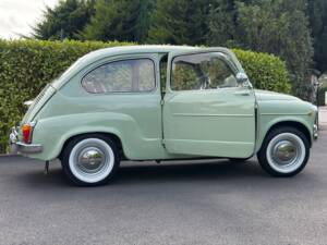 Image 10/24 of SEAT 600 D (1966)