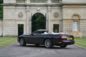 Afbeelding 16/50 van Jaguar XKR (1998)