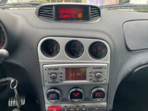 Immagine 7/13 di Alfa Romeo 156 3.2 V6 GTA Sportwagon (2004)