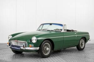 Image 1/50 of MG MGB (1965)
