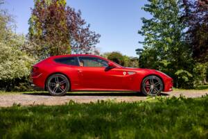 Bild 9/50 von Ferrari FF (2012)
