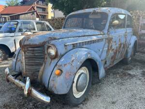 Image 2/50 of Opel Olympia 1,5 (1939)