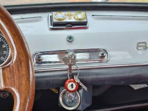 Image 11/35 of FIAT 600 D (1962)